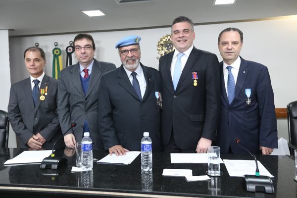 Membros da OAB SP são homenageados pela Associação Brasileira das Forças Internacionais de Paz