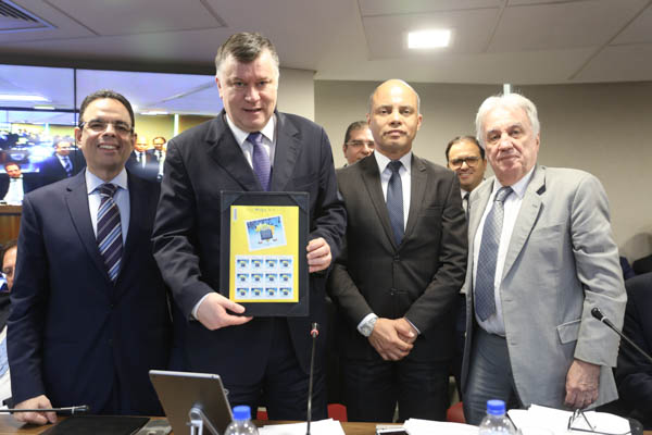 Lançamento do selo da XXII Conferência Nacional da Advocacia Brasileira marca reunião do Conselho