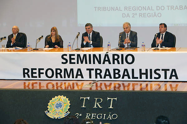 Seminário sobre a reforma trabalhista lota auditório do Fórum da Barra Funda